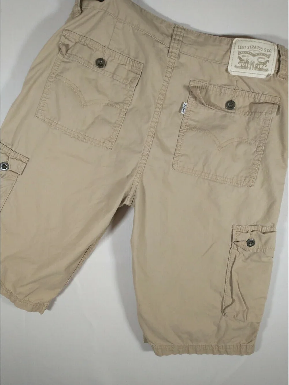 Levi Cargo Shorts Women's  W29